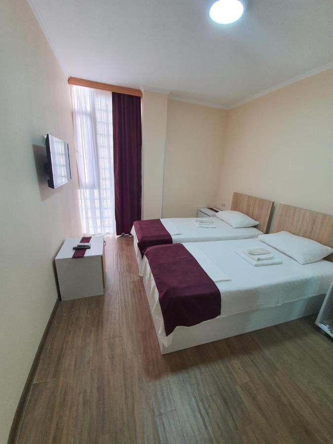 Blossom Hotel Batumi Exterior photo