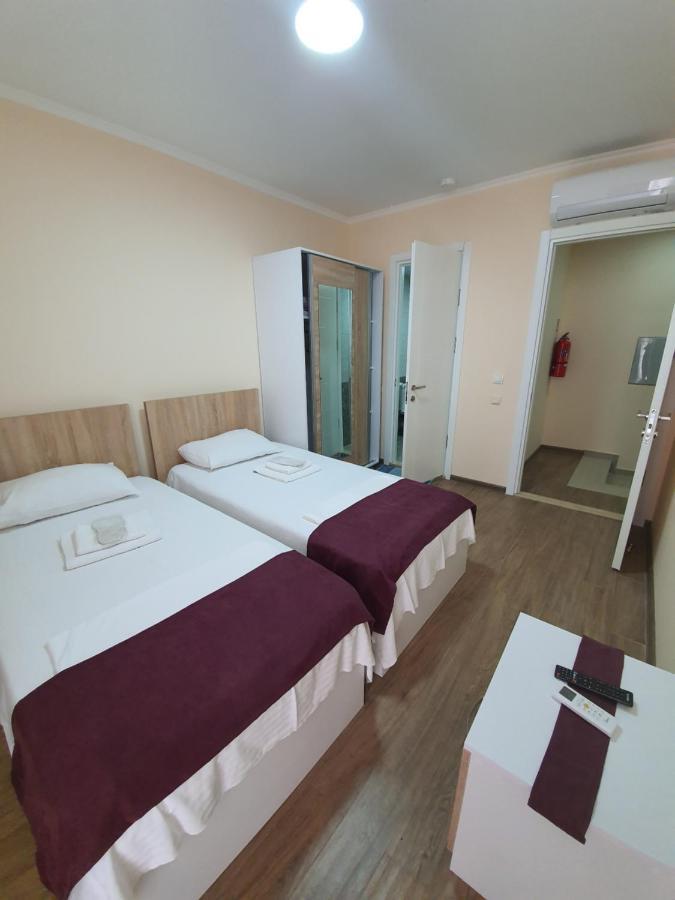 Blossom Hotel Batumi Exterior photo