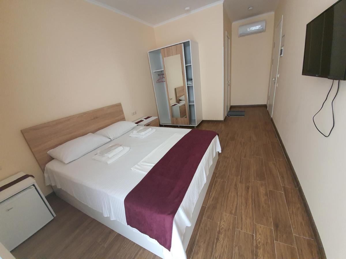 Blossom Hotel Batumi Exterior photo