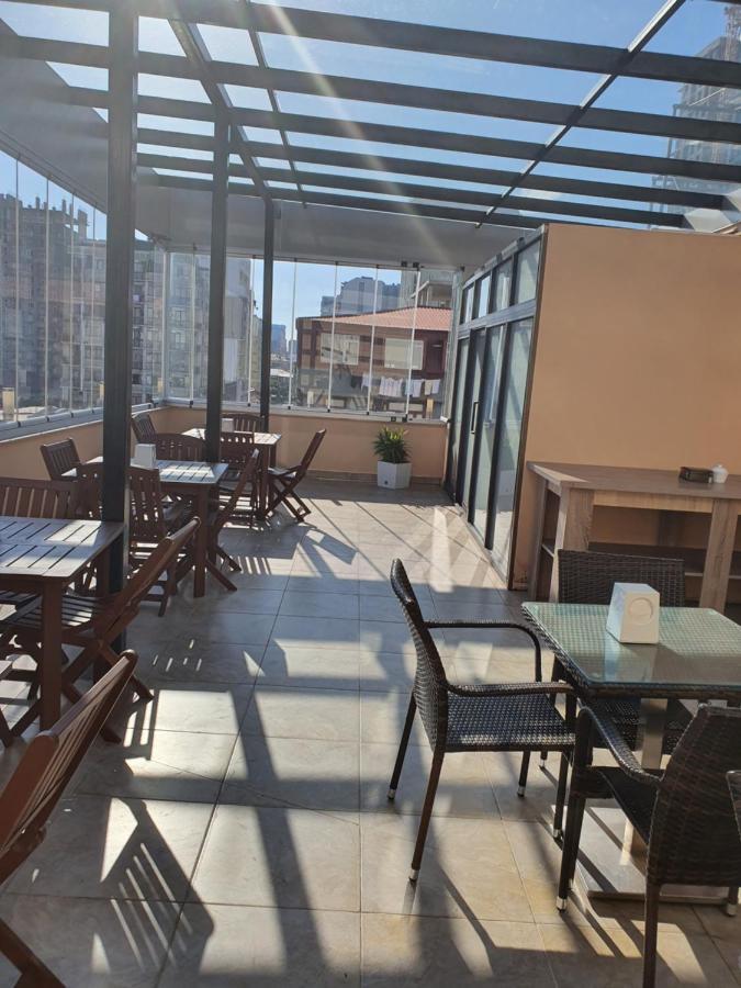 Blossom Hotel Batumi Exterior photo